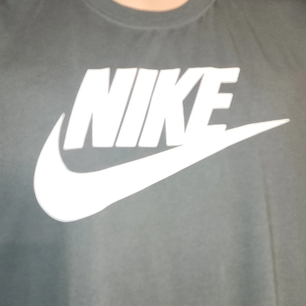Nike Black and White Short Sleeve Tees